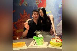 异地恋不容易🥰范志毅女儿休赛期与未婚夫马镇相聚，为他过生日