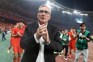 中国男足vs巴林历史战绩：4胜4平保持不败 2000年后1胜4平